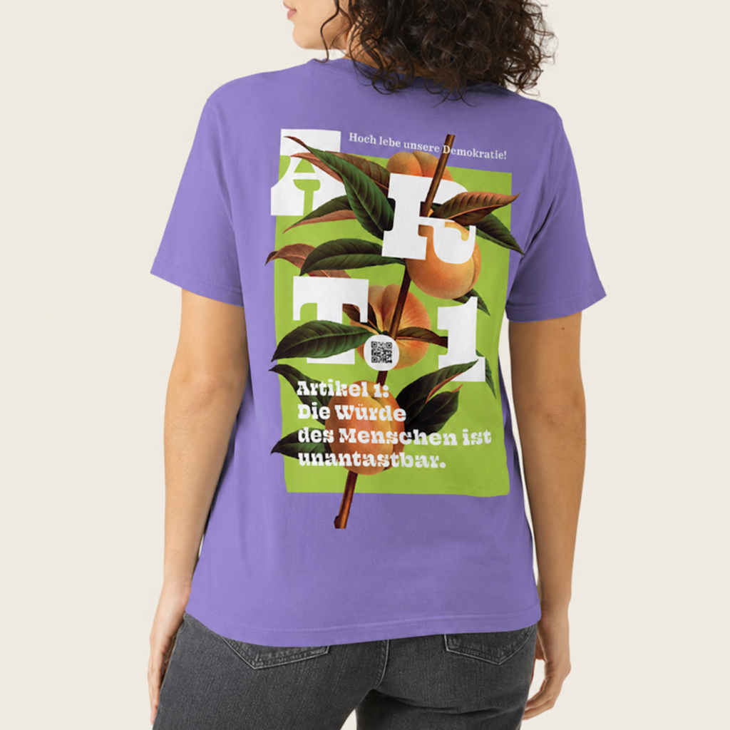 Democracy Shirt with Article 1 motif Premium T-Shirt